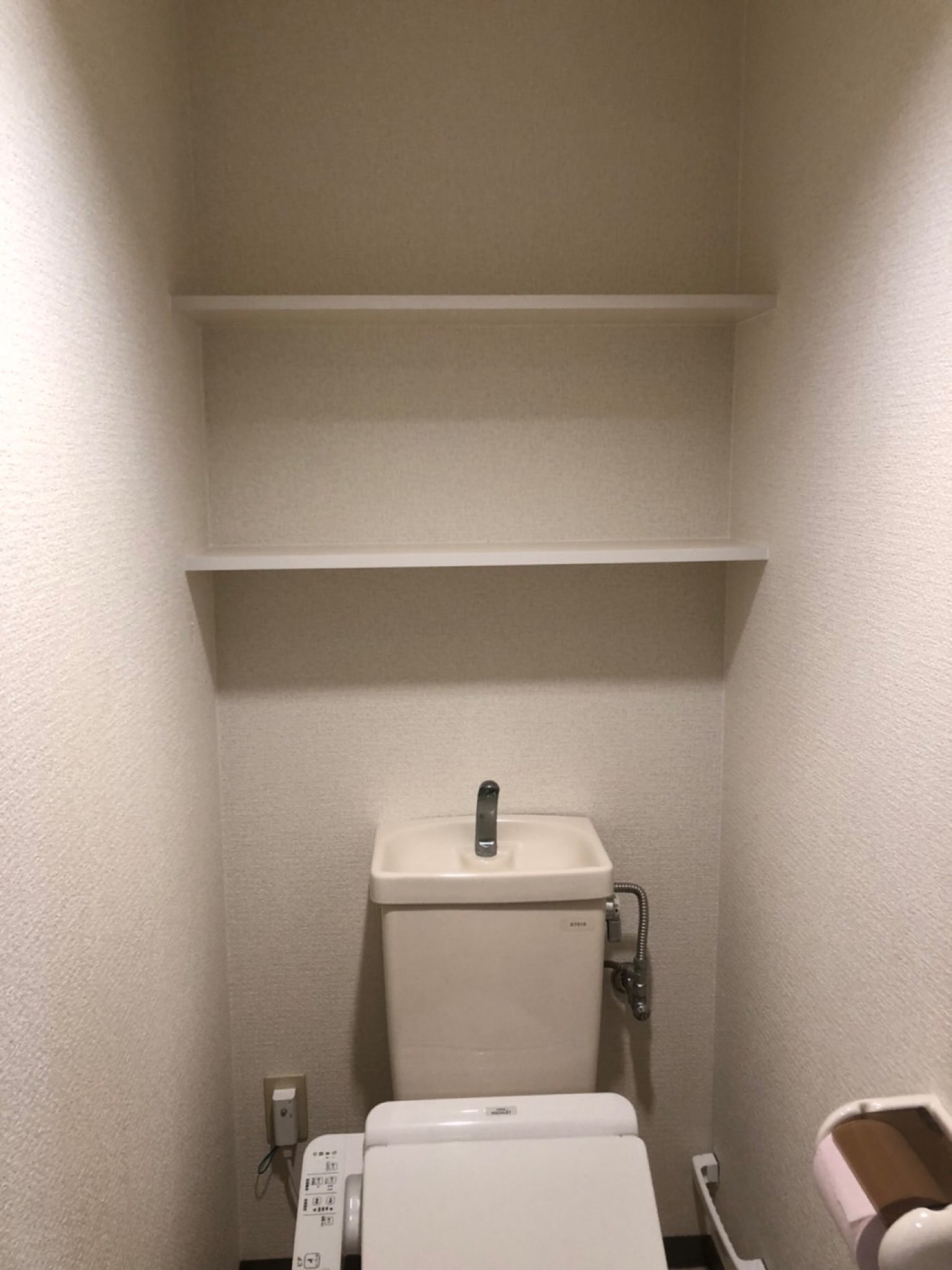 トイレの棚設置