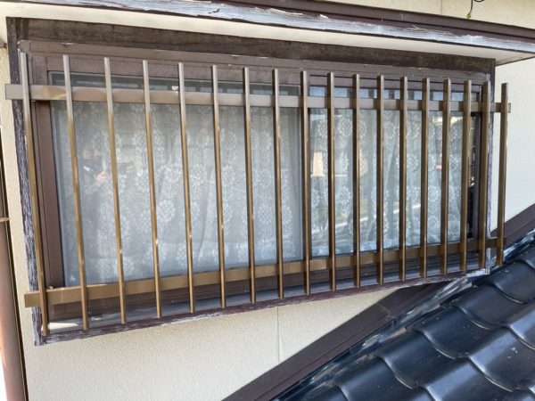 窓格子付けた後